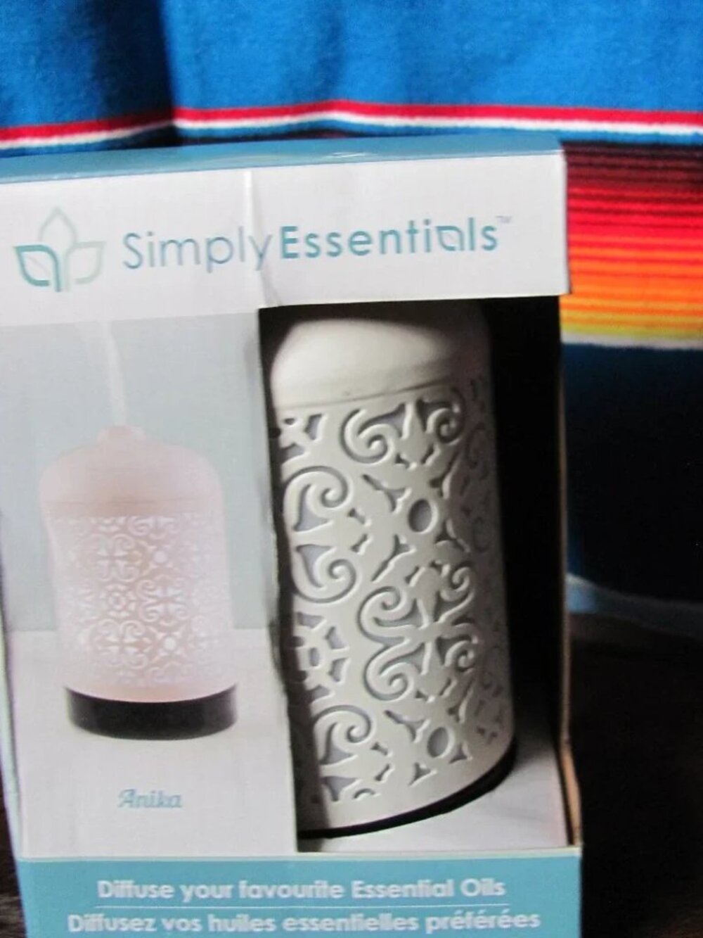 SIMPLY ESSENTIALS ESSENTIAL OIL DISSUSER NEW IN PACKAGING